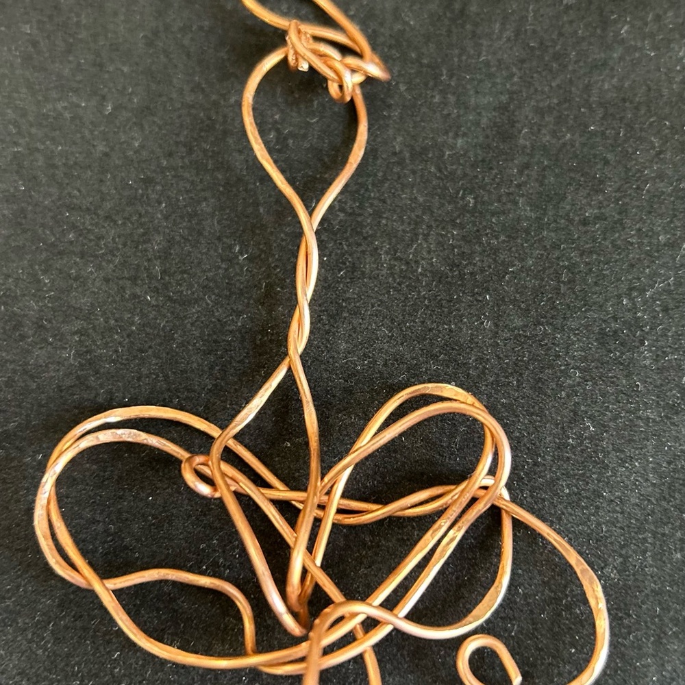 Elegant Copper Wire Pendant Necklace - Picture 1 of 6
